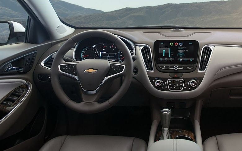 Chevrolet Malibu 2.0 Turbo Premier — фото 3