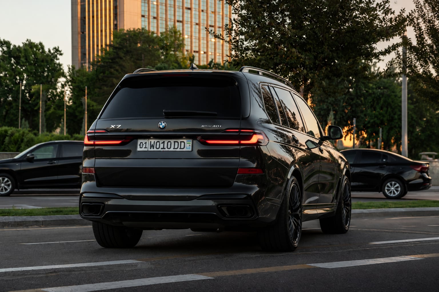 BMW X7 2022 — фото 2