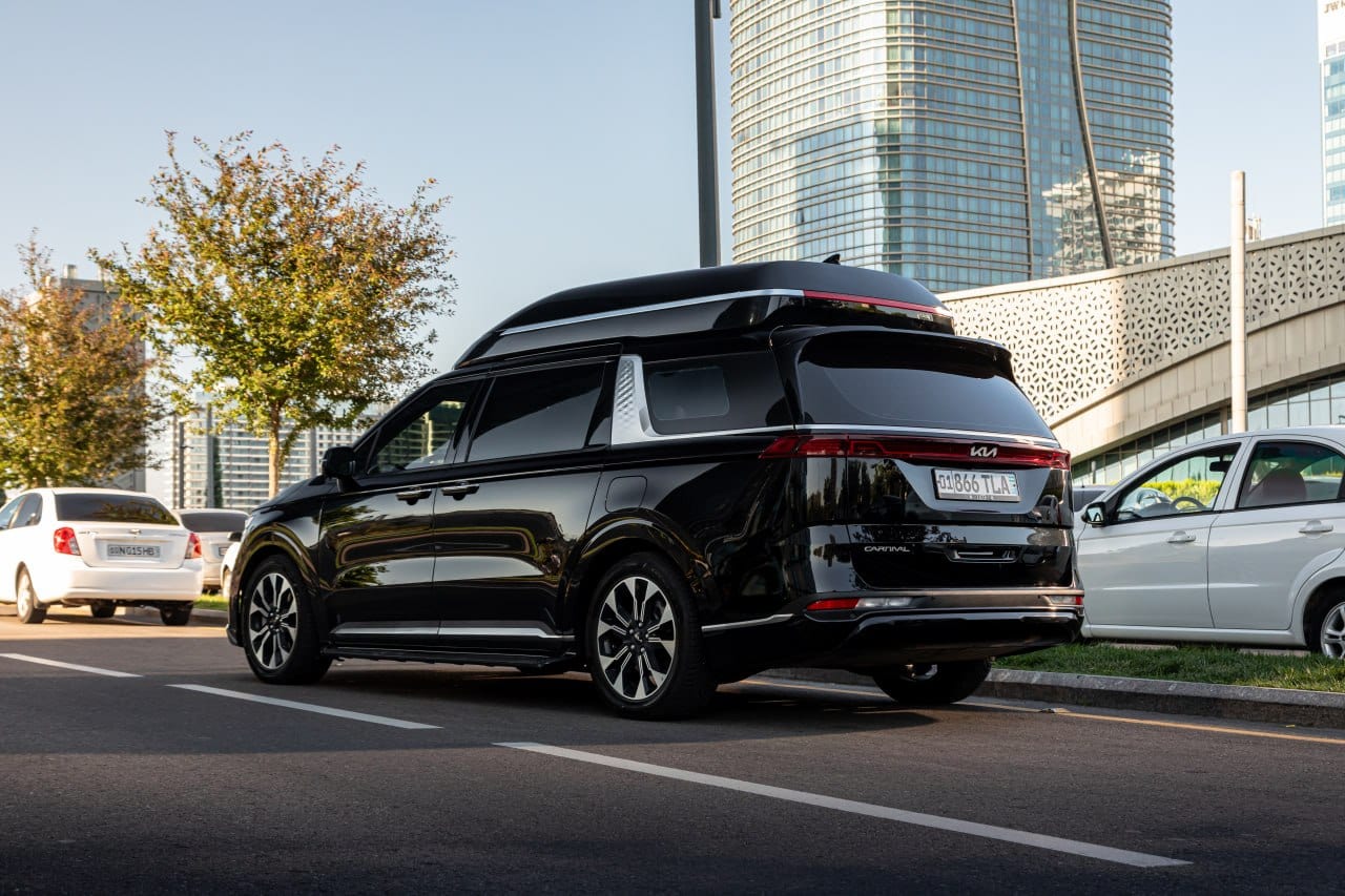 Kia Carnival 2022 — фото 2