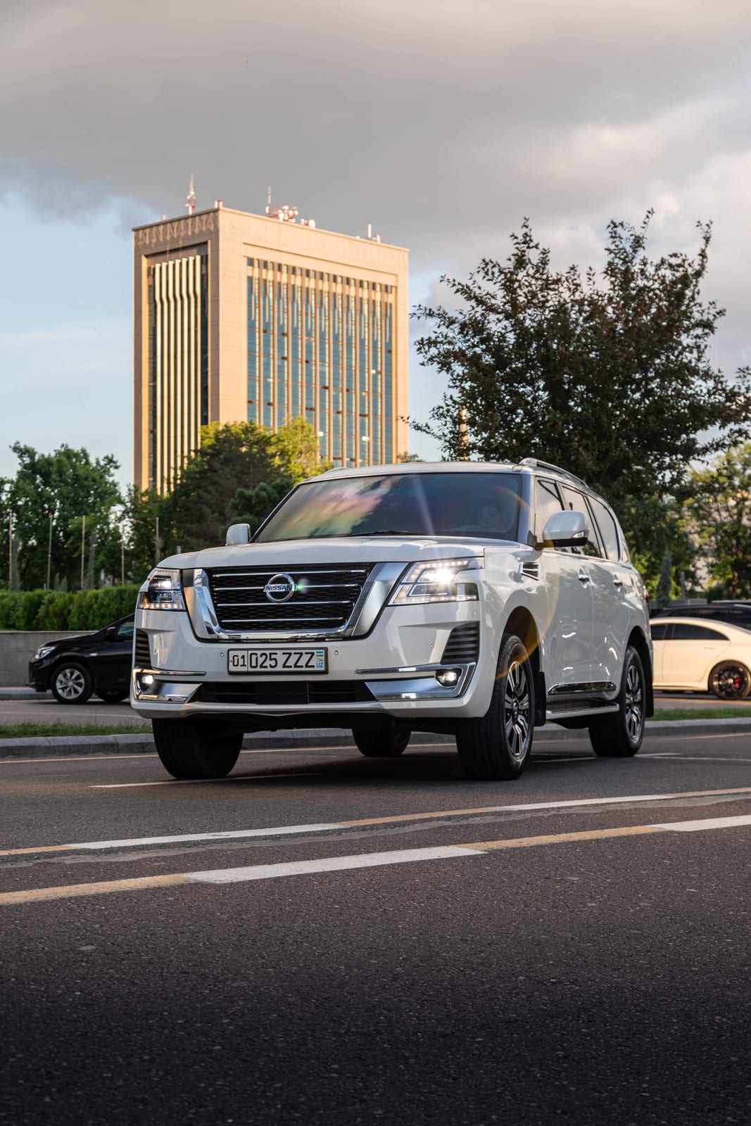 Nissan Patrol 2019 — аренда, от 2400000 сум/сутки