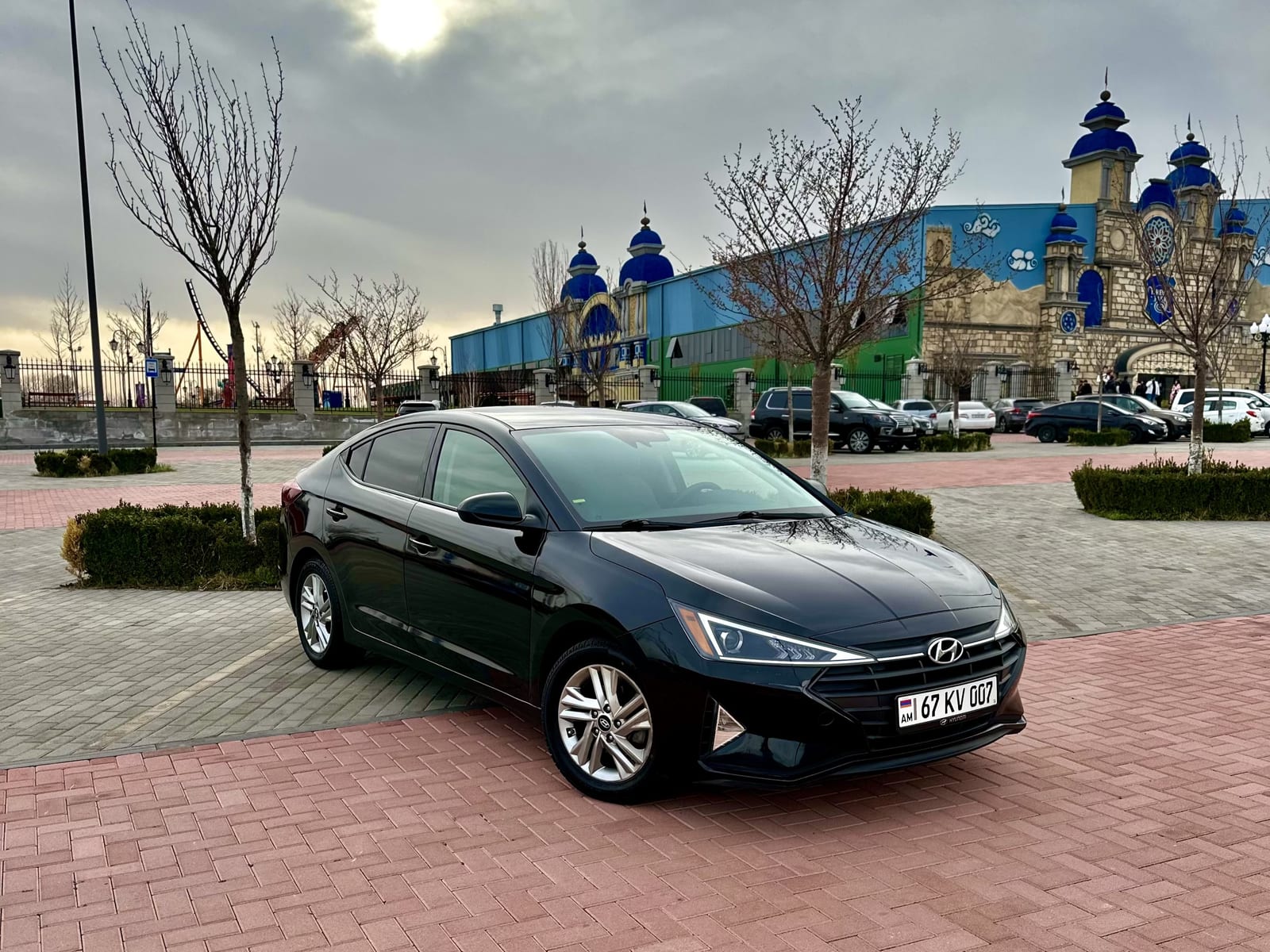 Hyundai Elantra — фото 2
