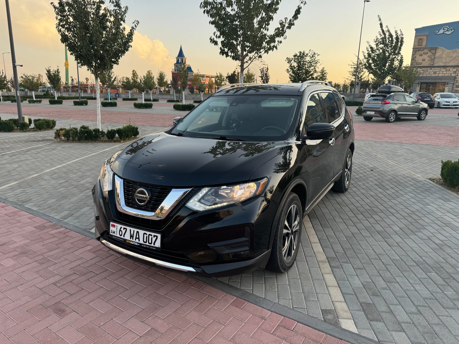 Nissan Rogue 4WD — аренда от 29000 ֏/сутки