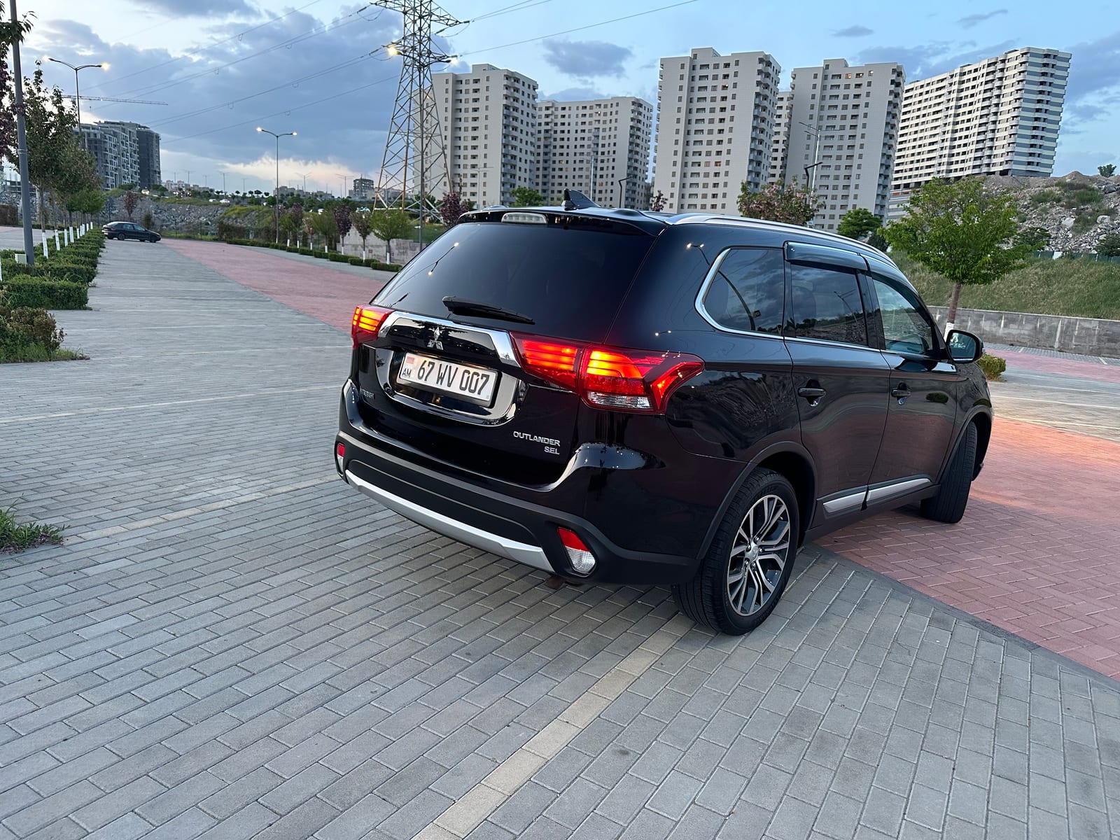 Mitsubishi Outlander — фото 4