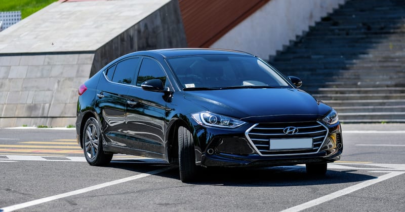 Hyundai Elantra 2018 — фото 2