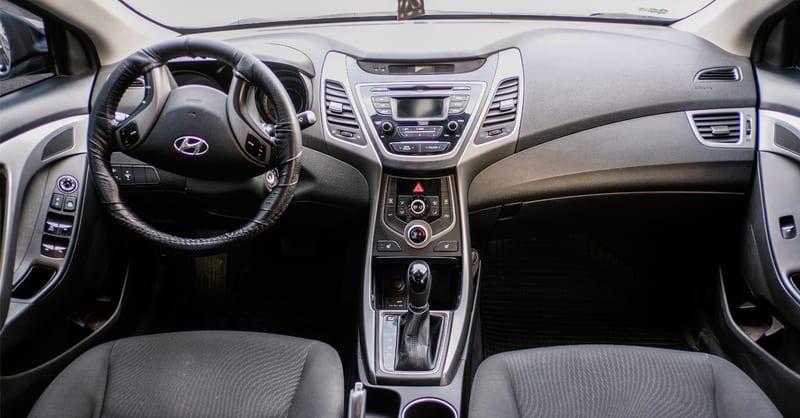 Hyundai Elantra 2016 — фото 4