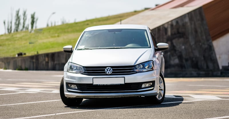 Volkswagen Polo 2016 — аренда, от 30000 ֏/сутки