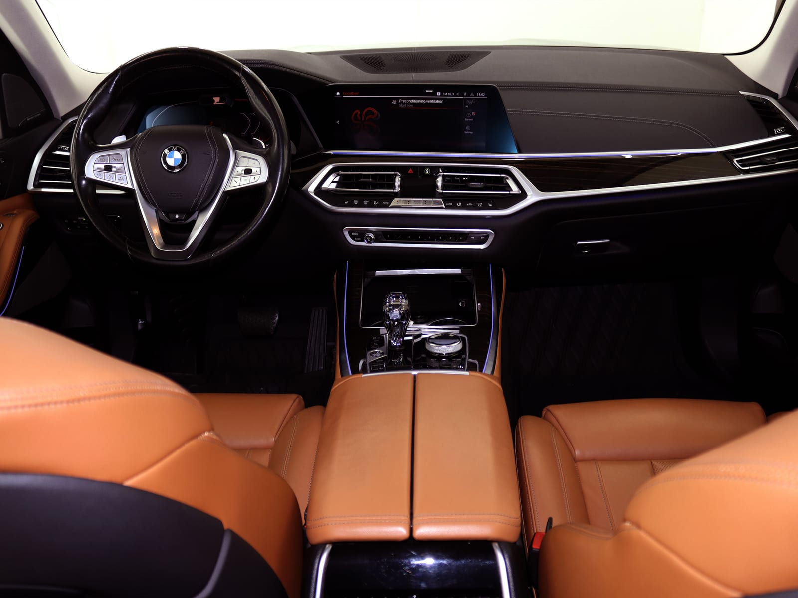 BMW X7 — аренда от 130000 ֏/сутки