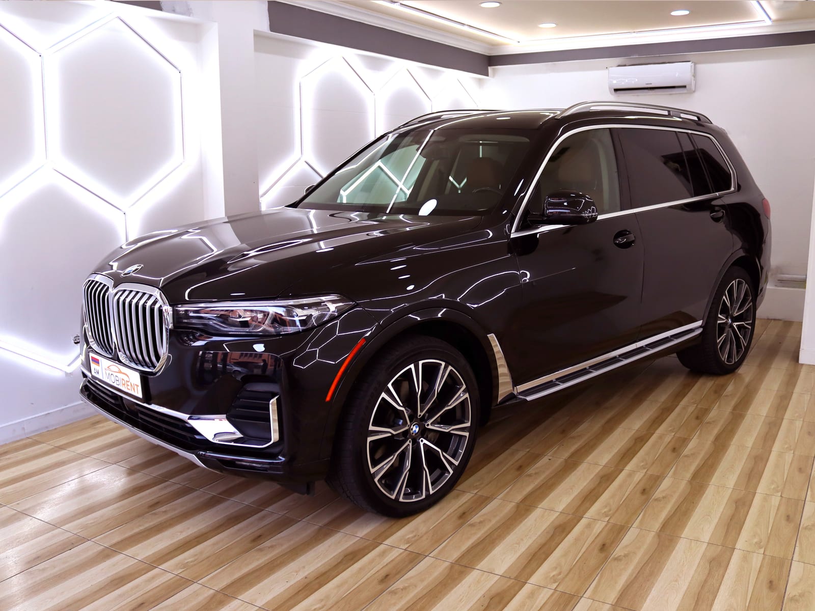 BMW X7 — фото 2