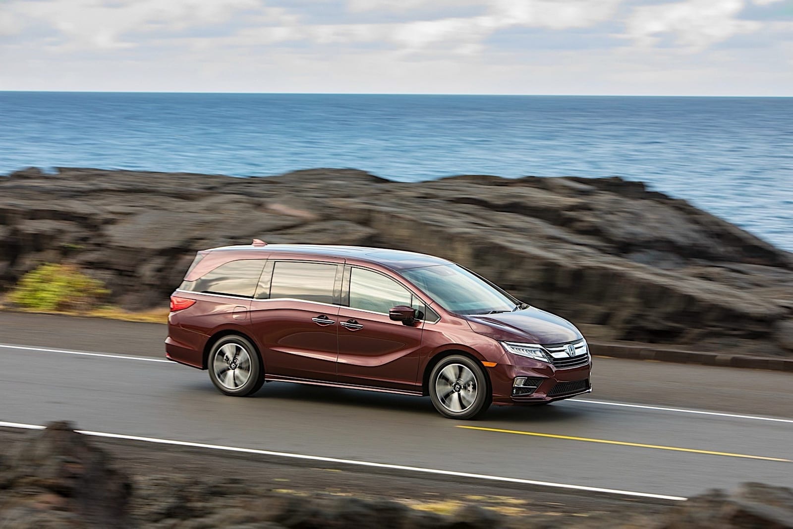 Honda Odyssey — аренда от 45000 ֏/сутки