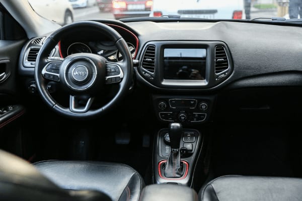Jeep Compass 2018 — фото 3