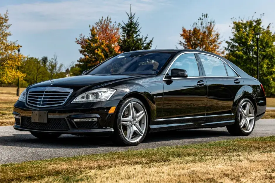 Mercedes-Benz S-Class W221 2011 — аренда от 55000 ֏/сутки