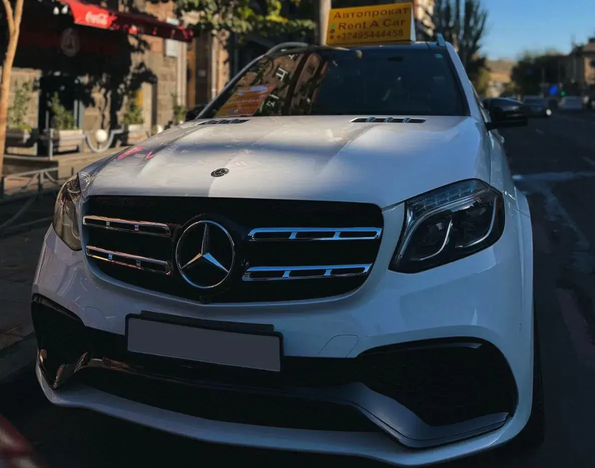 Mercedes-Benz GL 2019 — аренда от 110000 ֏/сутки