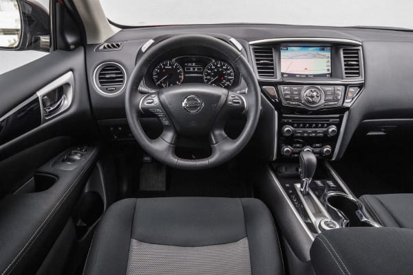 Nissan Pathfinder 2018 — фото 2