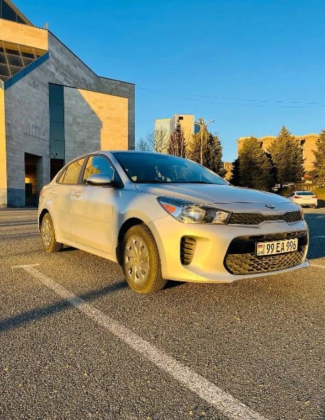 Kia Rio — фото 3