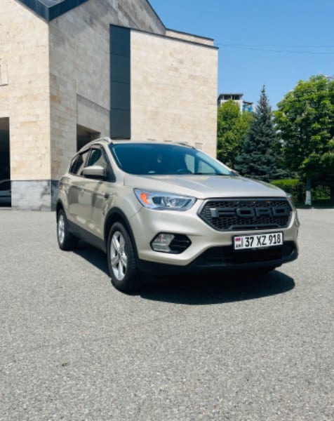Ford Escape (Kuga) — фото 2