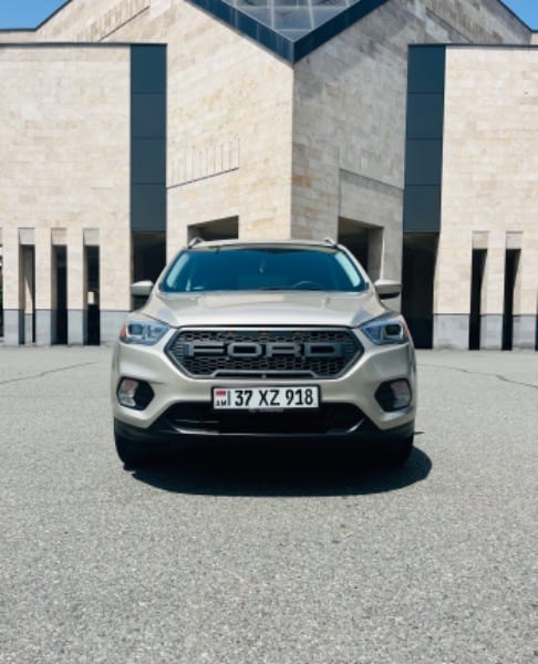 Ford Escape (Kuga) — фото 3