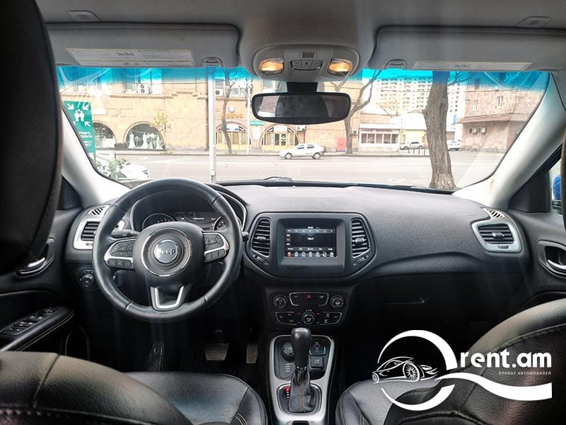Jeep Compass — фото 4