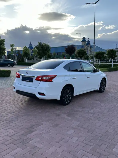 Nissan Sentra 2019 — фото 4
