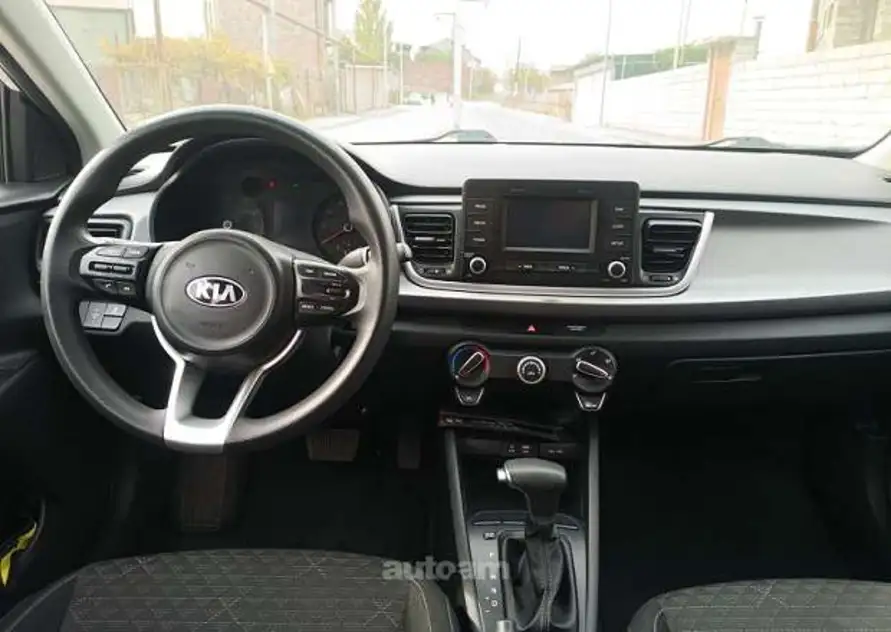 Kia Rio 2017 — фото 3
