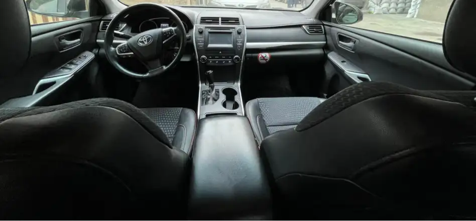 Toyota Camry 2015 — фото 3