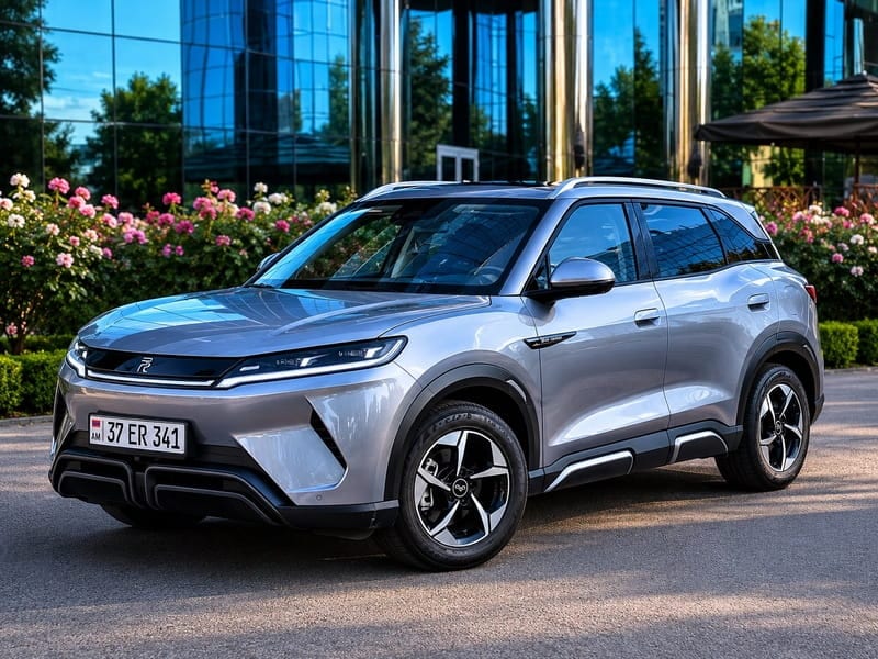 BYD Yuan UP EV — аренда от 33000 ֏/сутки