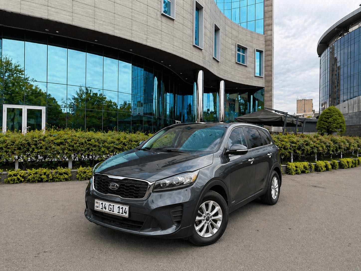 Kia Sorento — аренда от 37000 ֏/сутки