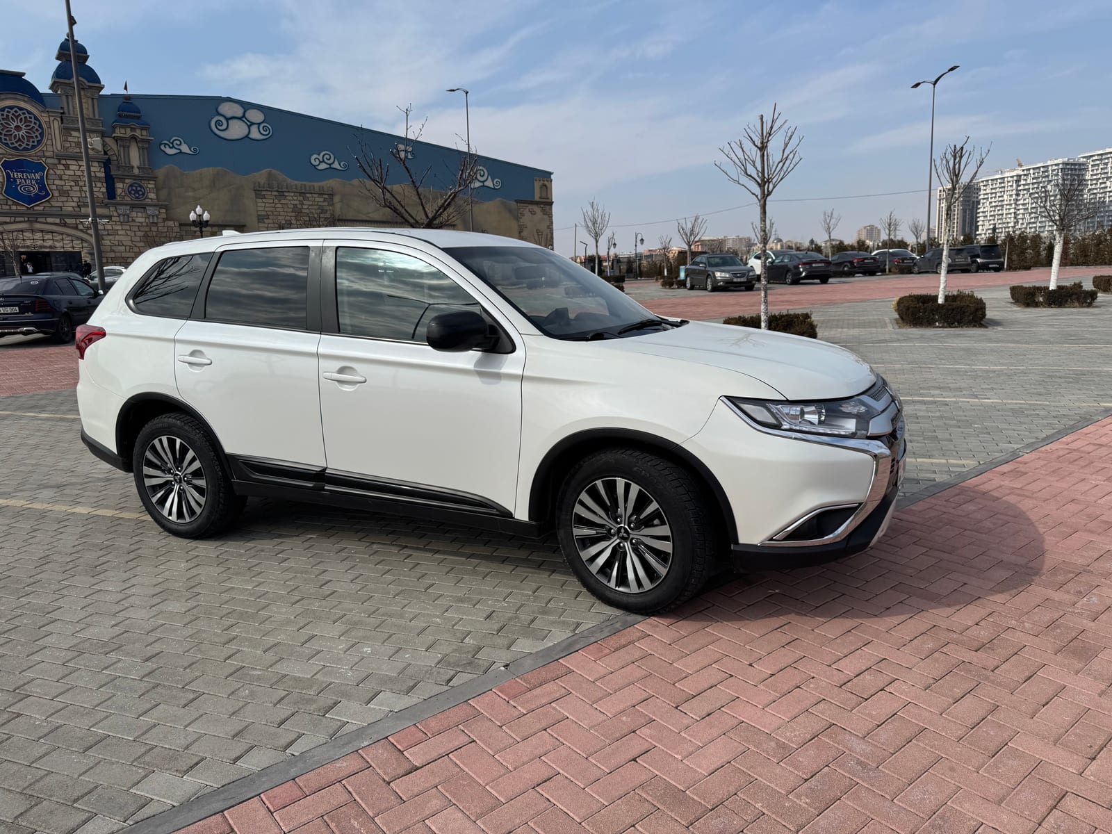 Mitsubishi Outlander 4x4 2020 — фото 3
