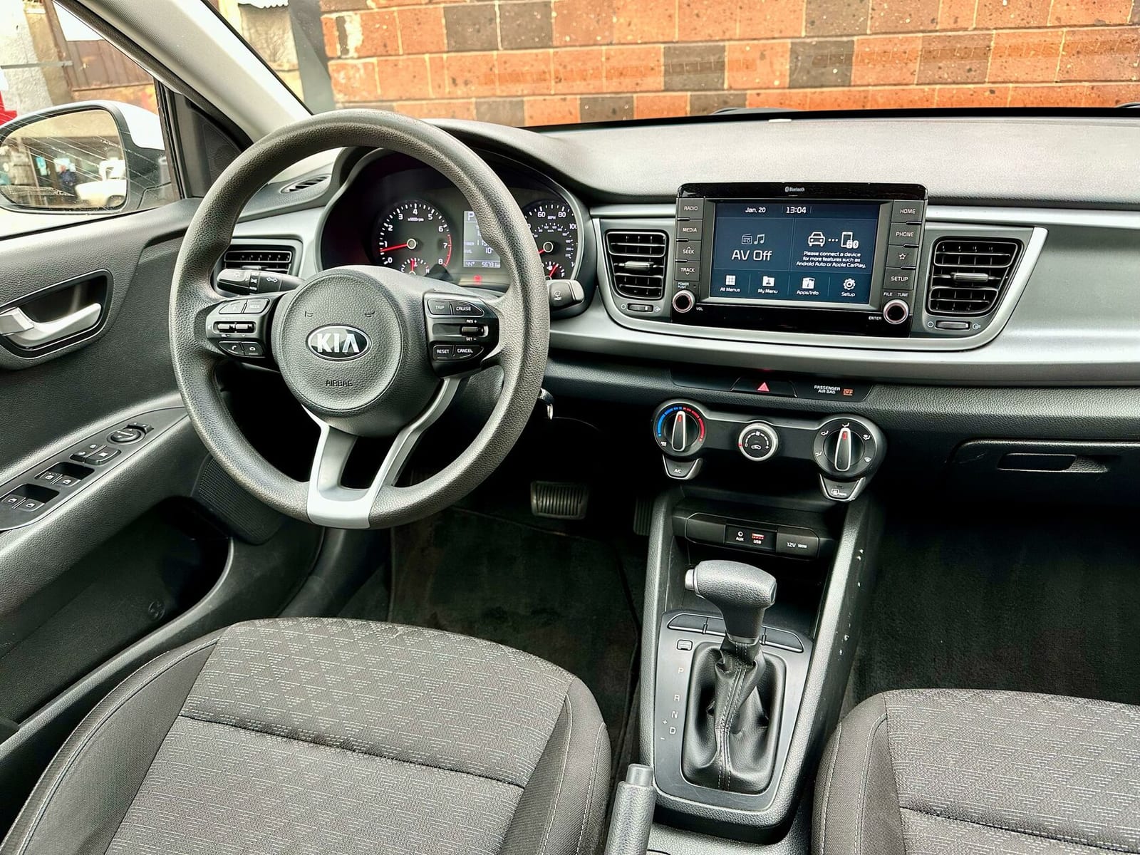 Kia Rio — фото 4