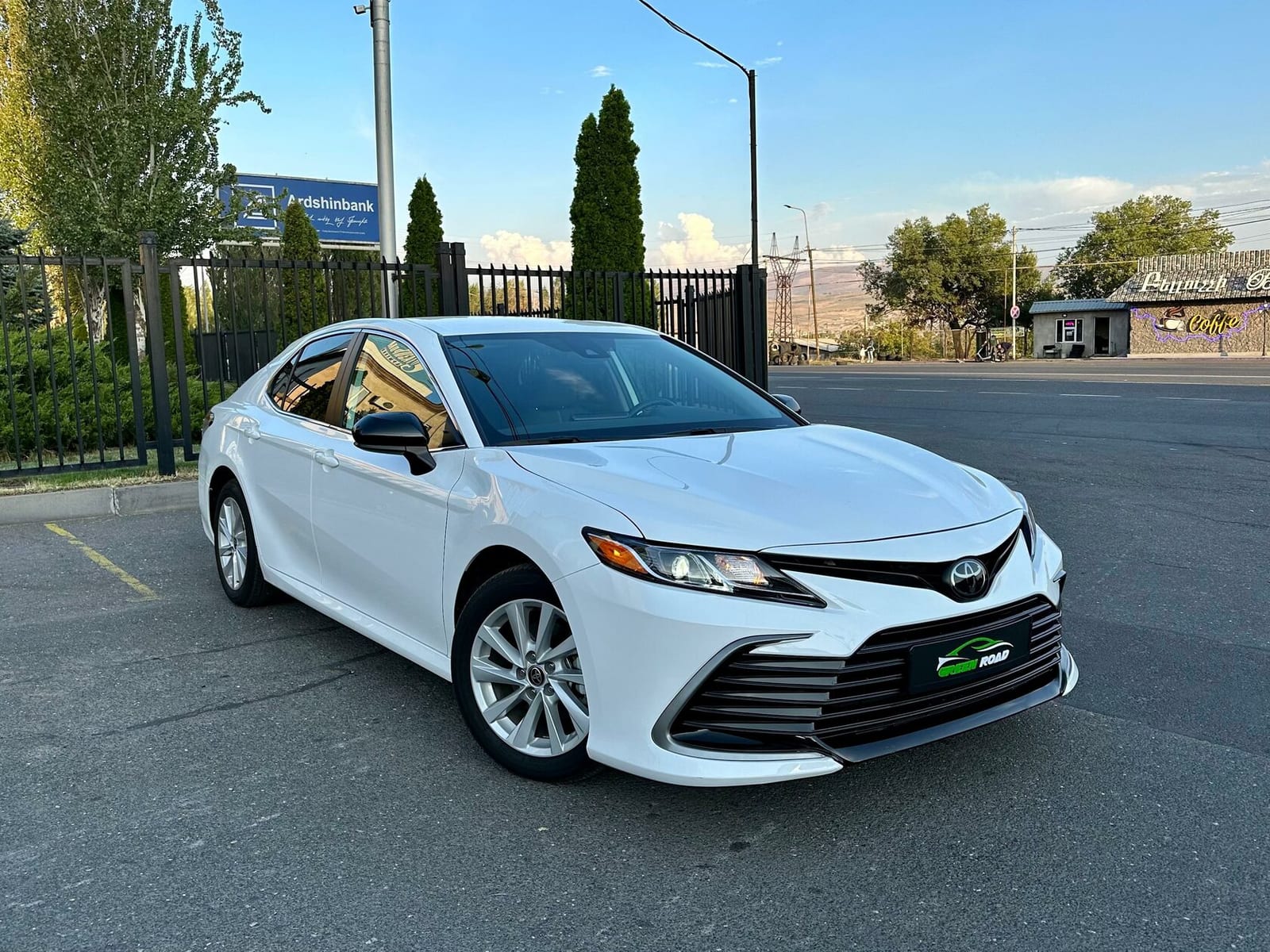 Toyota Camry — аренда от 23000 ֏/сутки