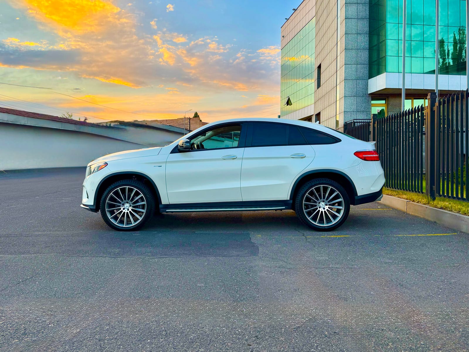 Mercedes-Benz GLE Coupe 43 AMG — фото 2