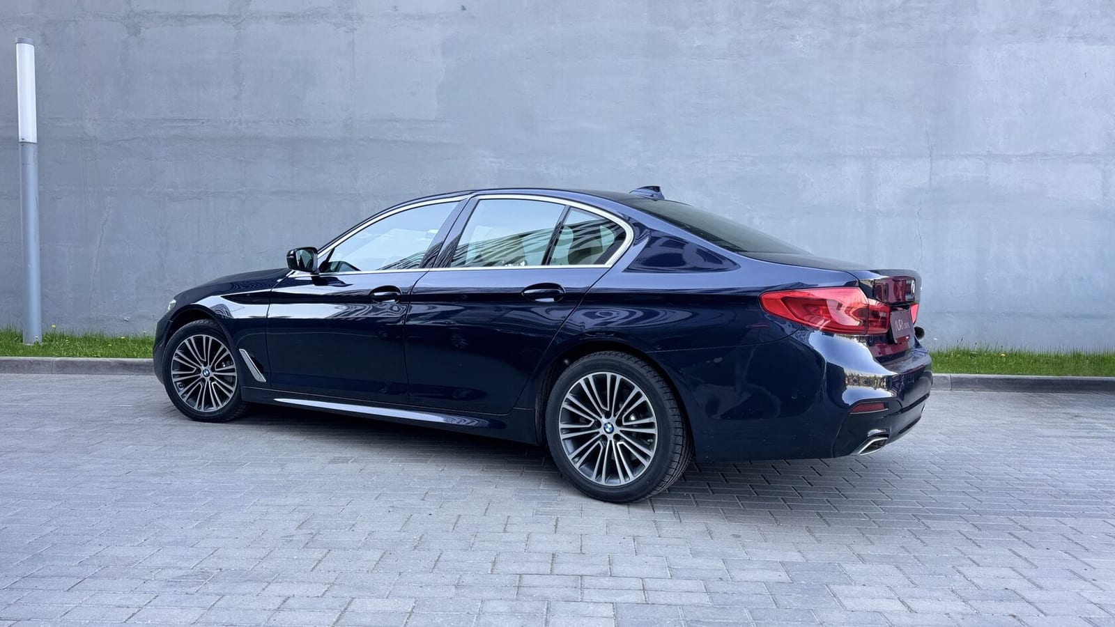 BMW 530i xDrive G30 2019 — фото 3