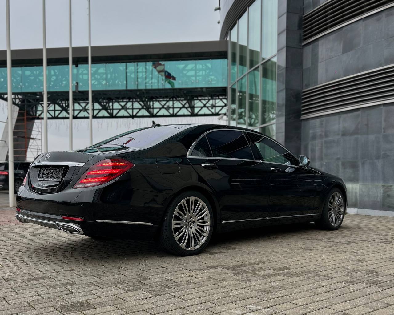 Mercedes-Benz S450 — фото 4