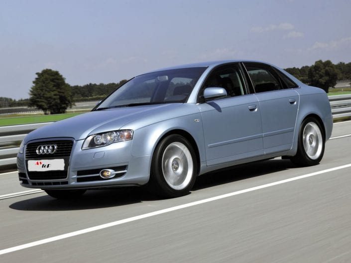 Audi A4 (бензин) 2007 года в аренду в Минске
