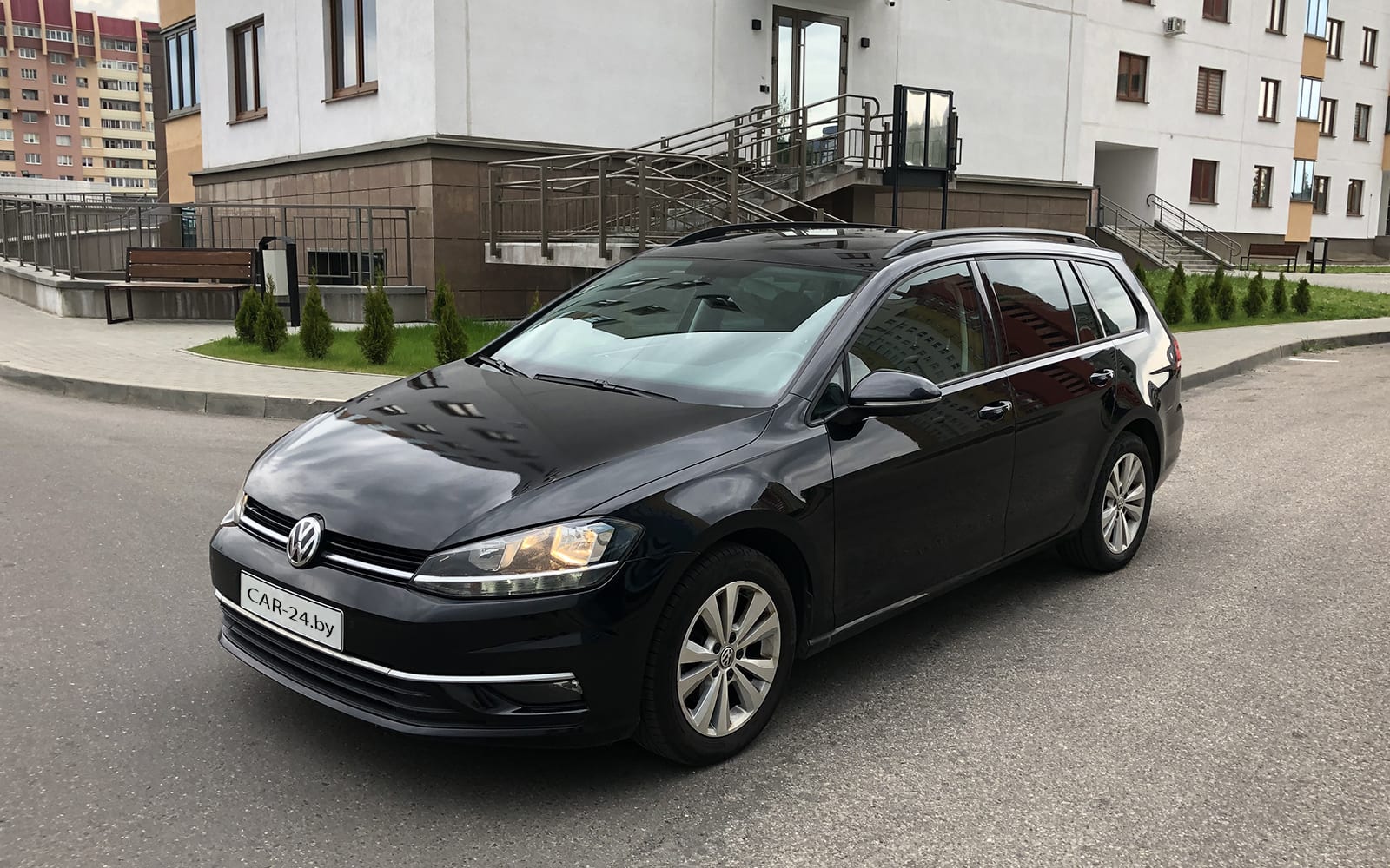 Volkswagen Golf Variant 2018 года в аренду в Гродно