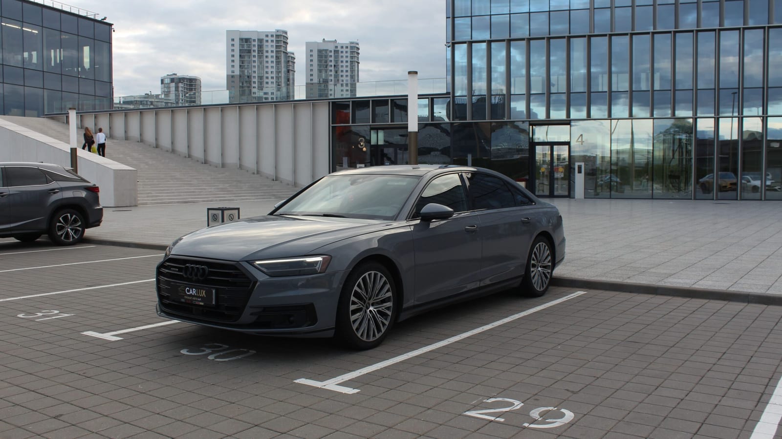 Audi A8 D5 Long в аренду в Минске