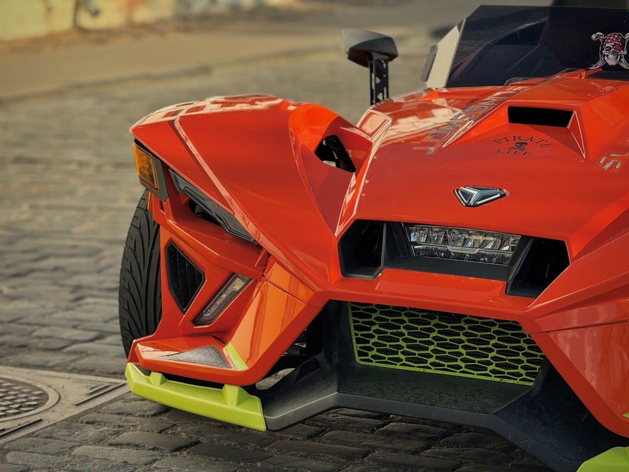 Polaris Slingshot R в аренду в Минске