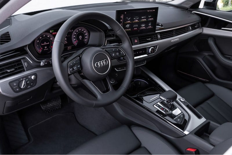 Audi A4 TFSI 2022 — фото 4
