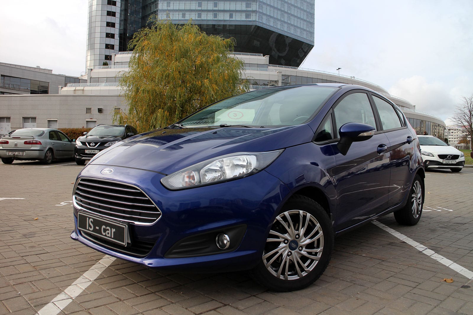 Ford Fiesta 2019 — аренда от 99 Br/сутки
