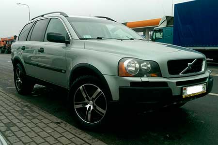 Volvo XC90 2006 года в аренду в Минске