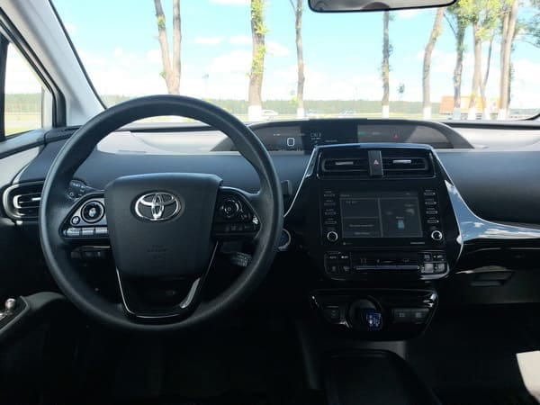Toyota Prius в аренду в Минске