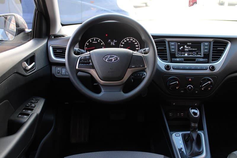 Hyundai Solaris 2018 — фото 3