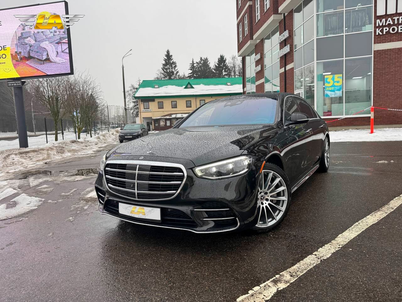 Mercedes-Benz S500 W223 2022 — аренда от 1298 Br/сутки