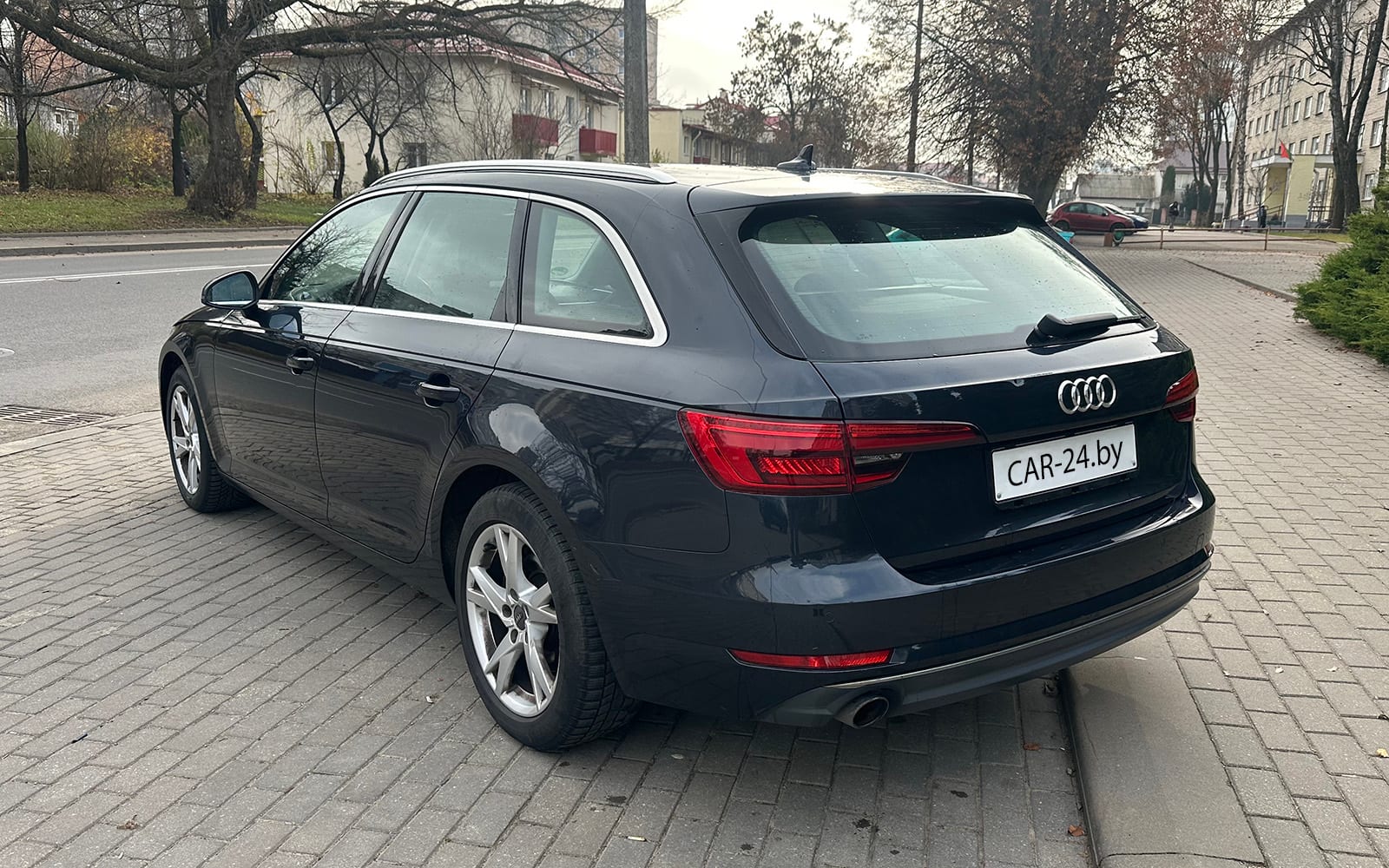 Audi A4 Avant 2017 — фото 2