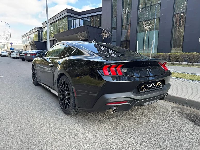 Ford Mustang в аренду в Минске