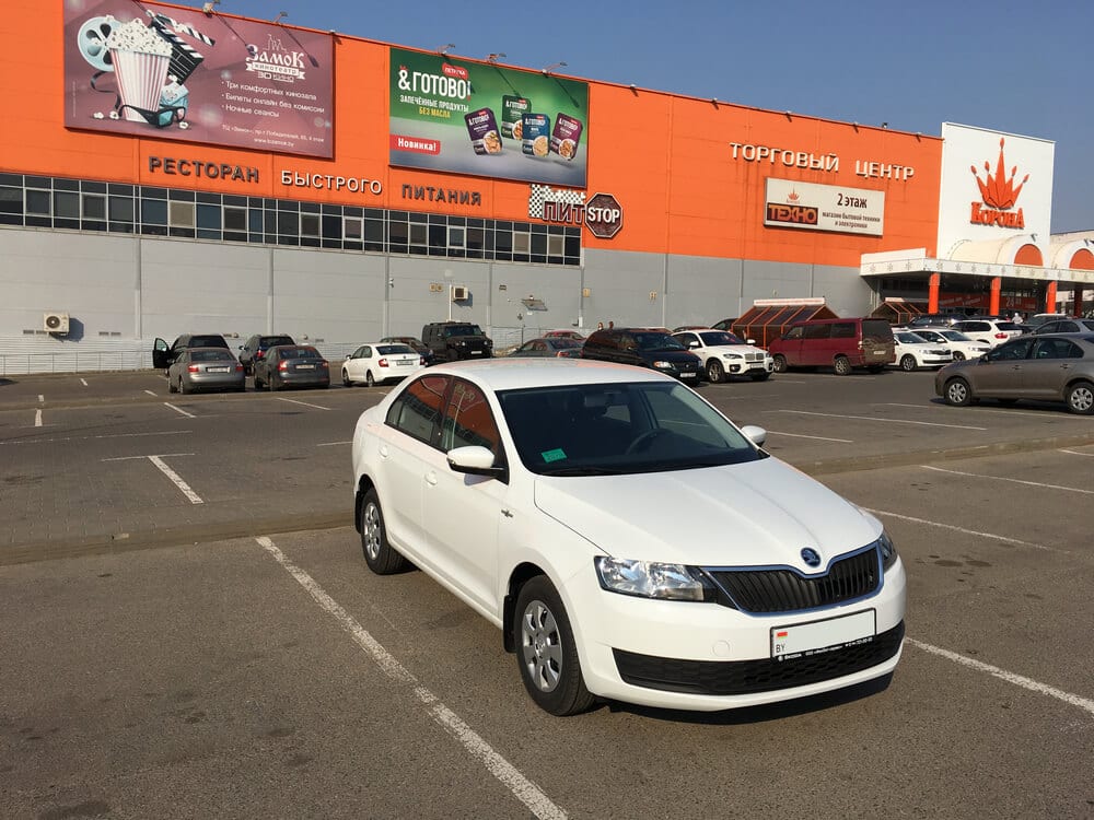 Skoda Rapid Hockey Edition (белый) 2019 года в аренду в Минске