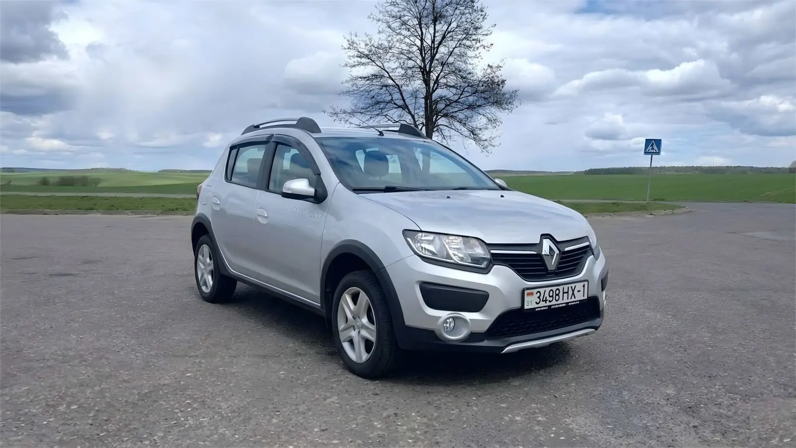 Renault Sandero Stepway 2017 — фото 2