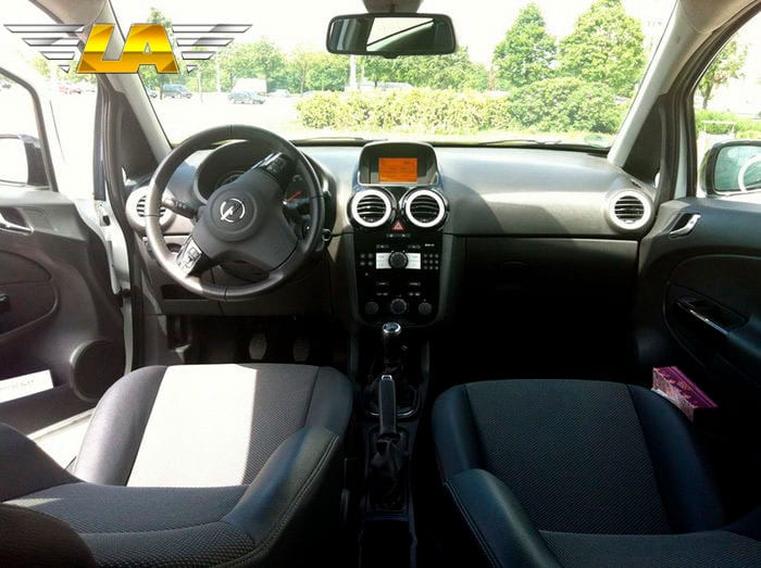 Opel Corsa 2011 года в аренду в Минске