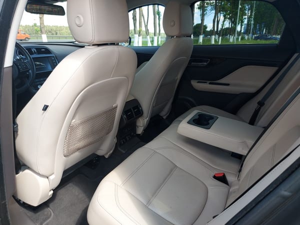 Jaguar F-Pace в аренду в Минске