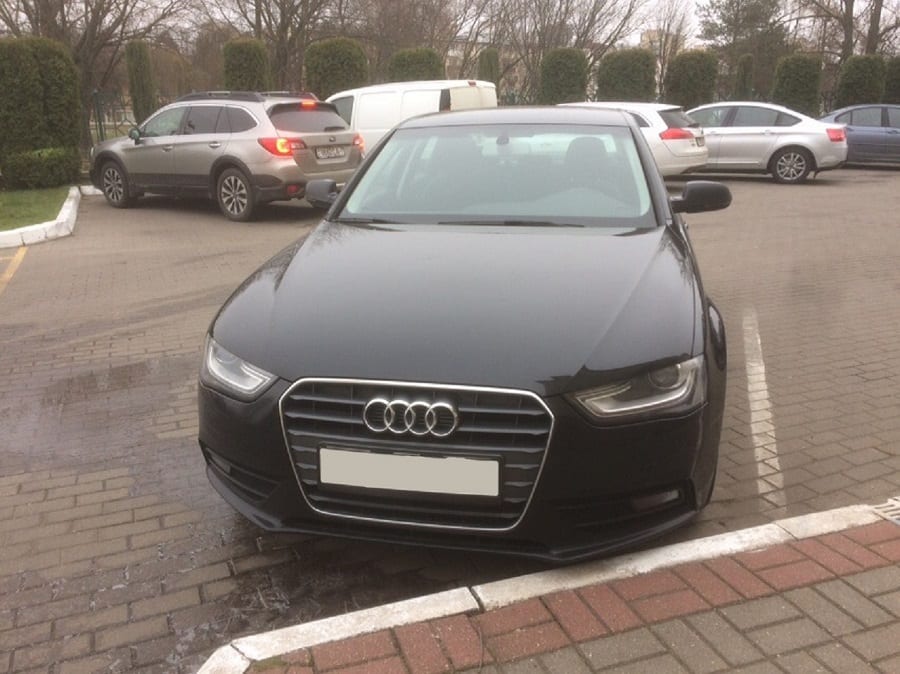 Audi A4 2013 — аренда от 110 Br/сутки