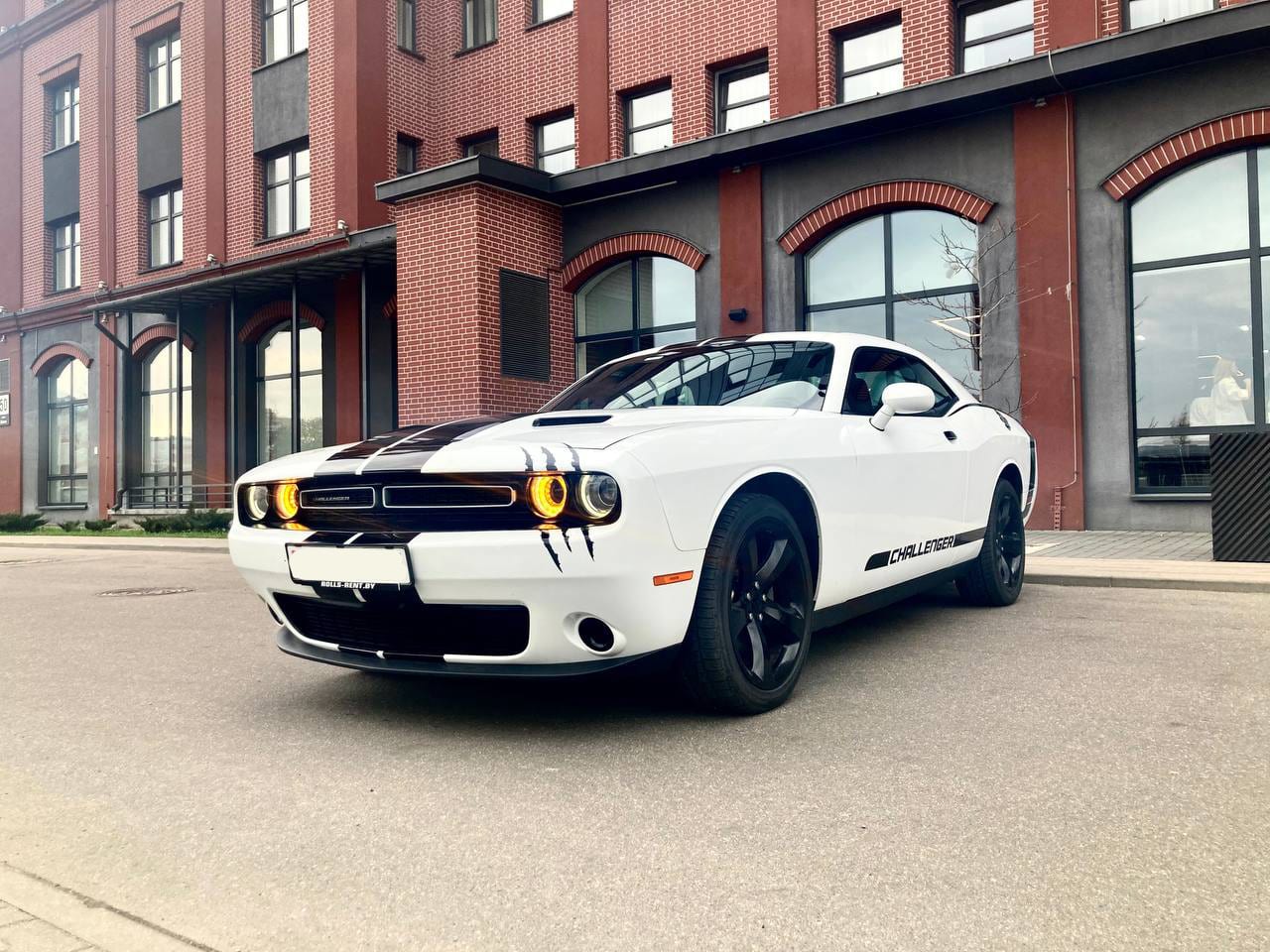 Dodge Challenger 2016 — фото 2